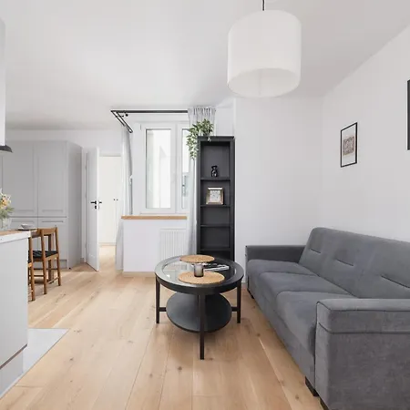 Lägenhet Adorable In The Centre Of By Renters *