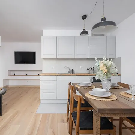 شقة Adorable In The Centre Of By Renters *